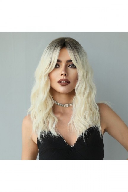En’Ler Yeni Sezon Dalgalı Peruk Model En’Ler Yeni Sezon Dalgalı Peruk Model