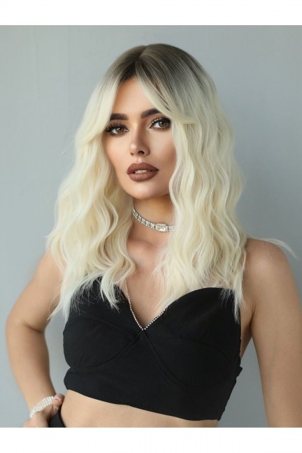 En’Ler Yeni Sezon Dalgalı Peruk Model En’Ler Yeni Sezon Dalgalı Peruk Model