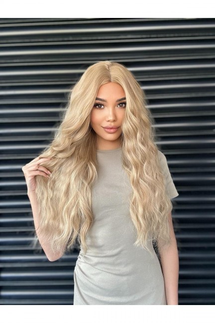 Karamel Yoğun Dalgalı Vip Peruk Model Karamel Yoğun Dalgalı Vip Peruk Model