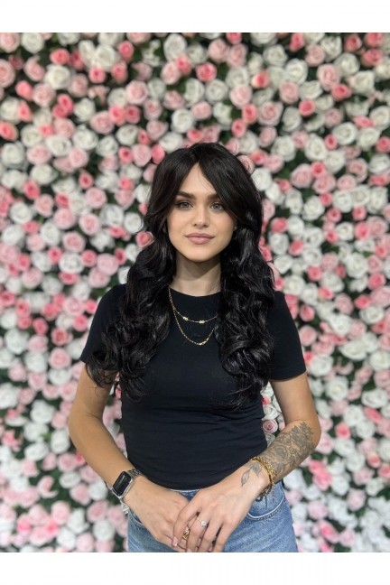 Siyah Dalgalı Perçemli Peruk Model Gizem 2 Siyah Dalgalı Perçemli Peruk Model Gizem 2