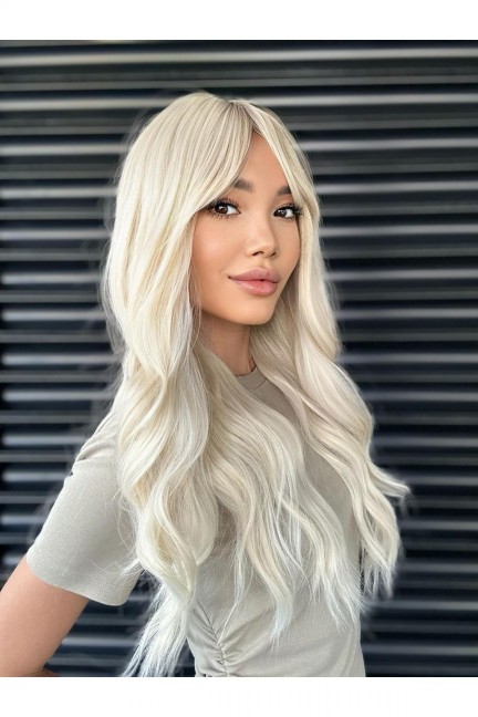 Soğuk Sarı Perçemli Dalgalı Peruk Model Soğuk Sarı Perçemli Dalgalı Peruk Model